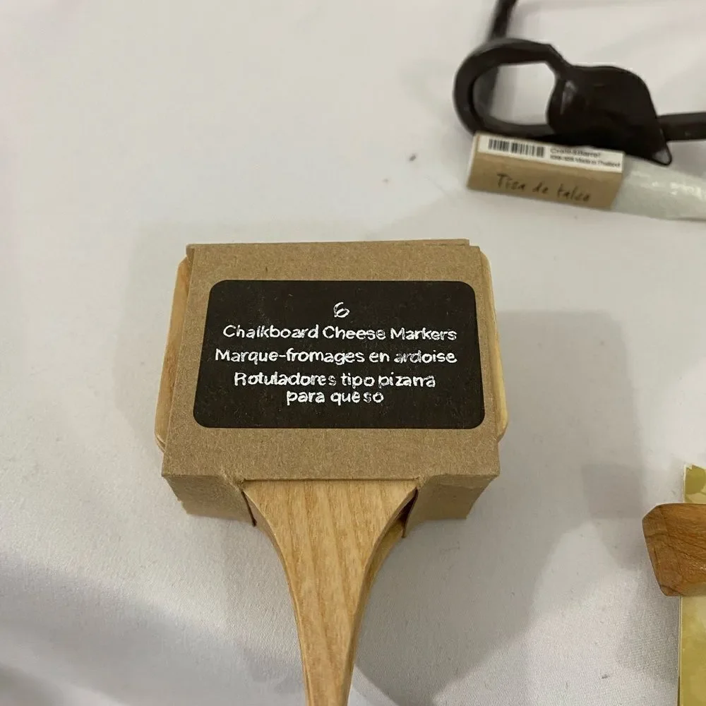 NWT Crate & Barrel Charcuterie Chalkboard Cheese Markers